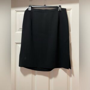 Ann Taylor Classic Chic Black Pencil Suit Skirt size 12 Petite
